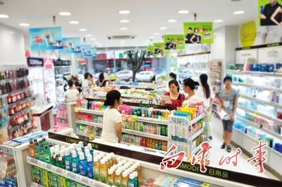 新時代 新白云 新產(chǎn)業(yè) 化妝品產(chǎn)業(yè)與日用百貨齊頭并進(jìn)，踏上發(fā)展新征程